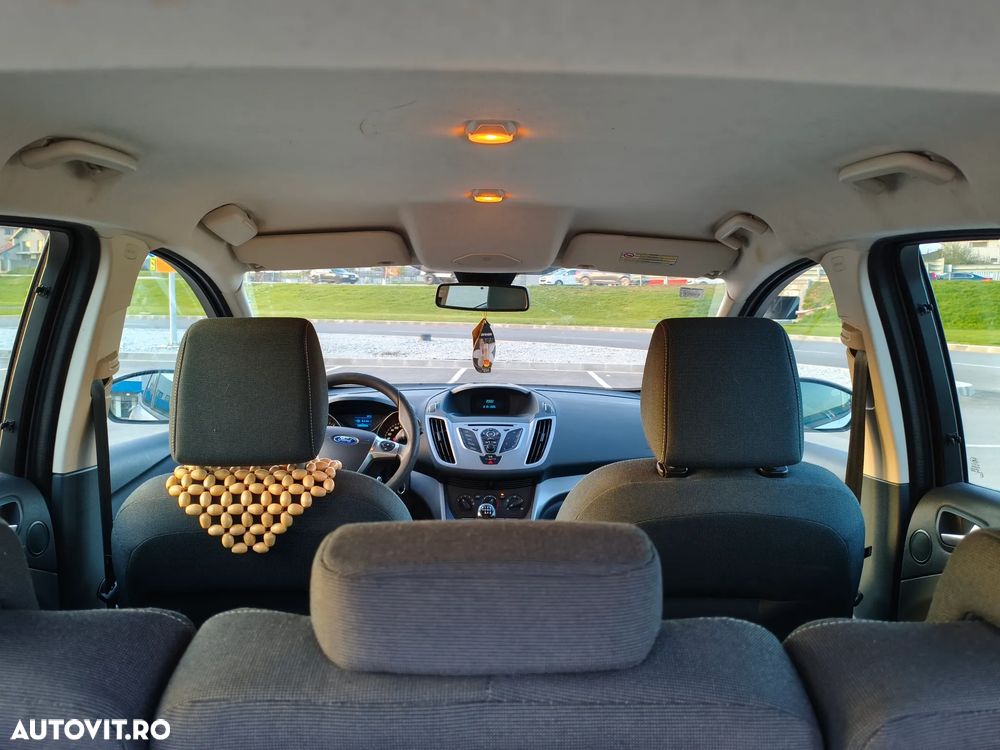 Ford C-Max - 10