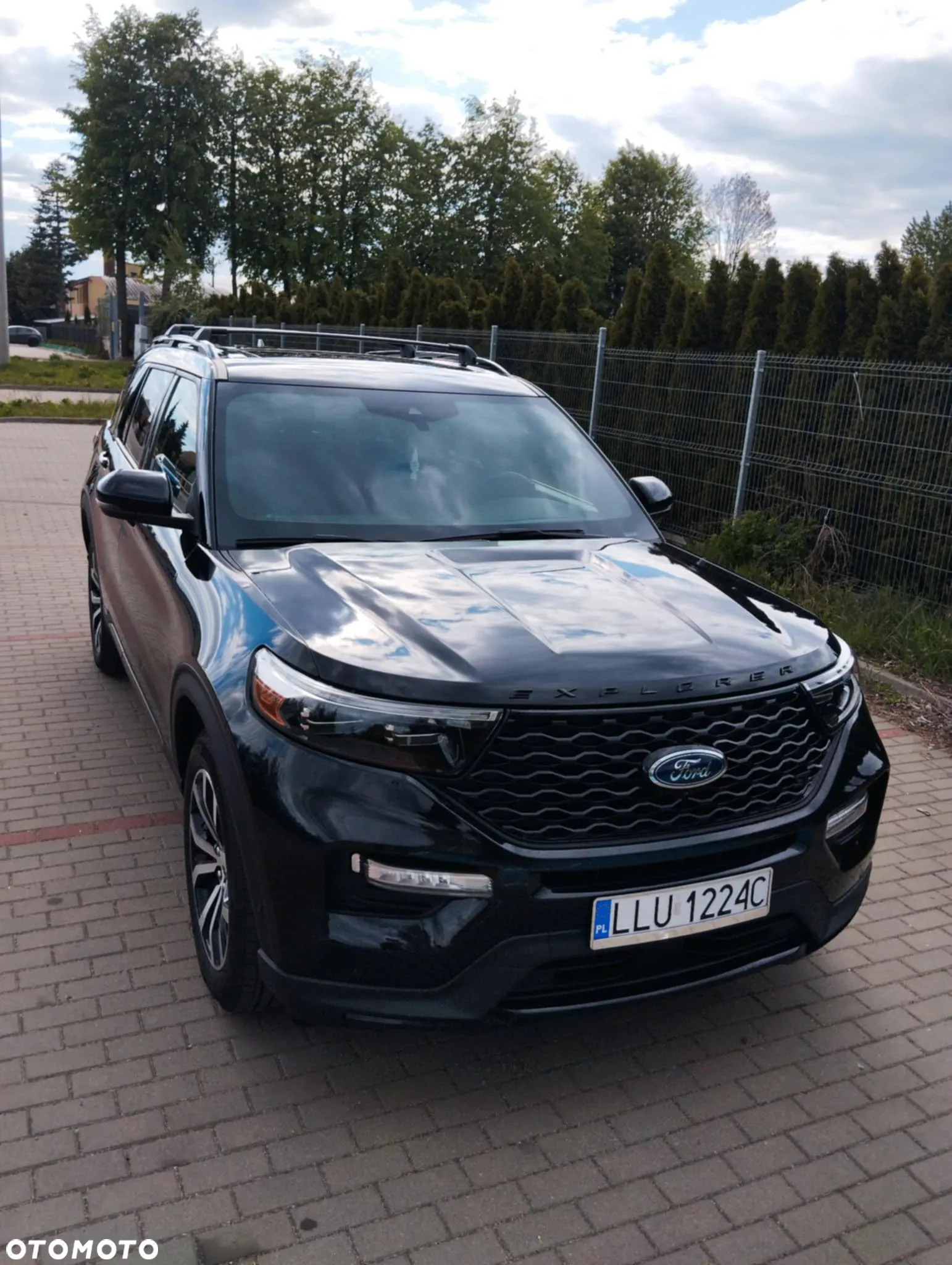 Ford Explorer - 13