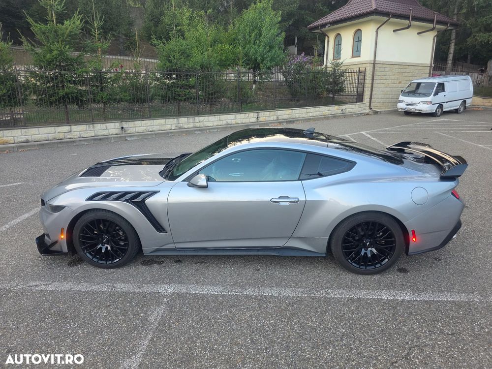Ford Mustang - 15