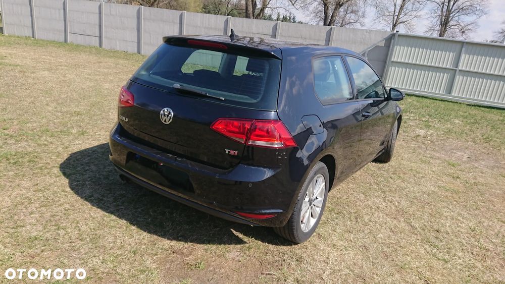 Volkswagen Golf - 38