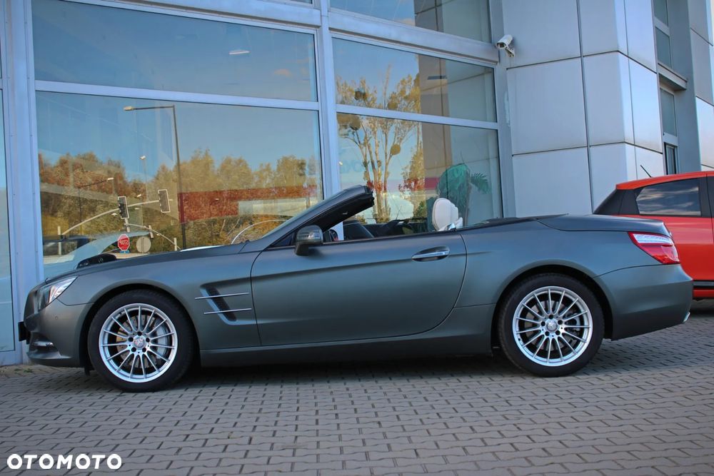 Mercedes-Benz SL 500 BlueEff - 7