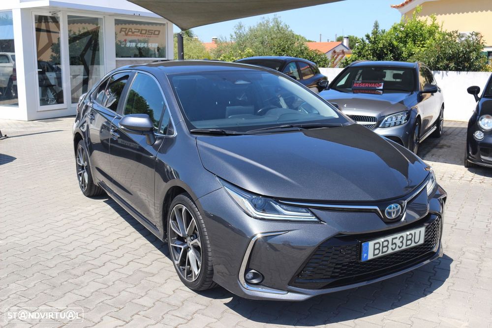 Toyota Corolla SD 1.8 Hybrid Luxury - 3