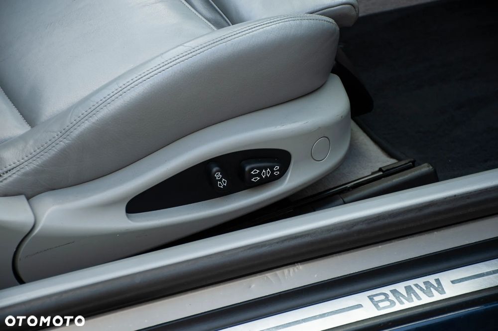 BMW Seria 3 - 37
