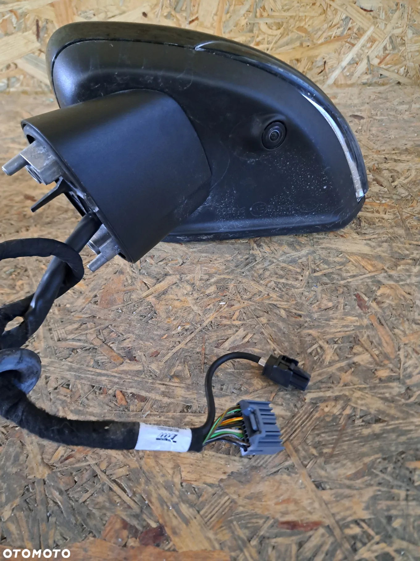 LUSTERKO ZEWNETRZNE LEWE VOLVO XC40 II KOD LAKIERU 717 - 4