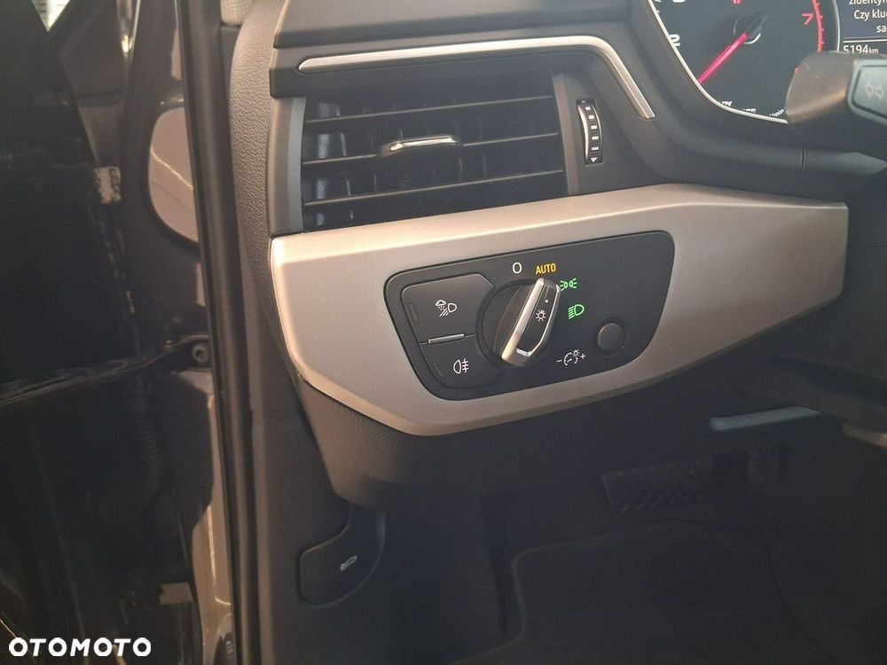 Audi A4 Limousine - 27