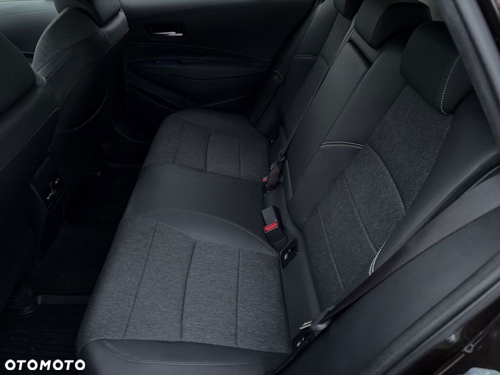 Toyota Corolla 1.8 Hybrid Comfort - 16