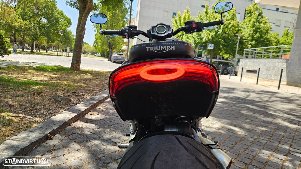 Triumph Rocket Rocket 3 R - 15