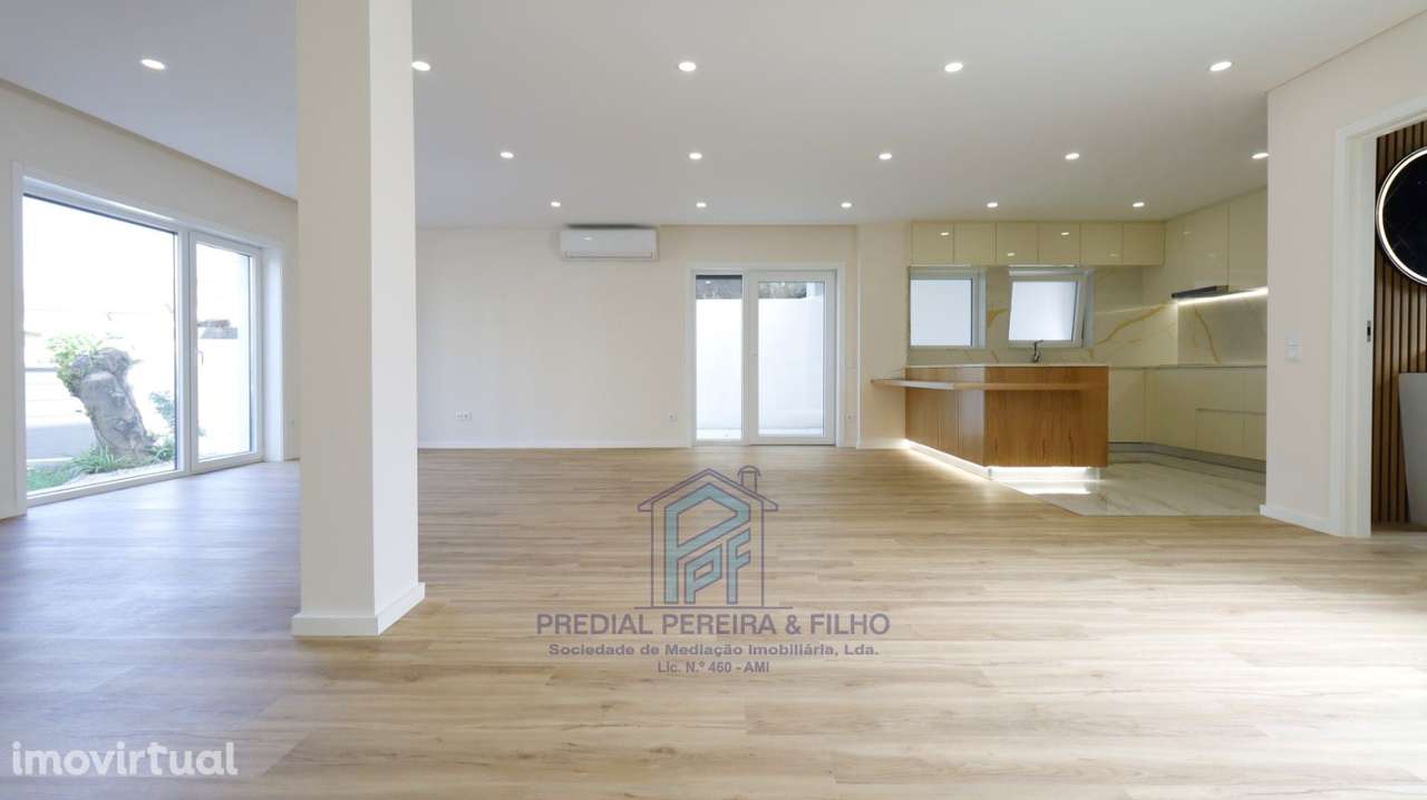 Moradia de 4 frentes - Baguim / Centro - Grande imagem: 3/30