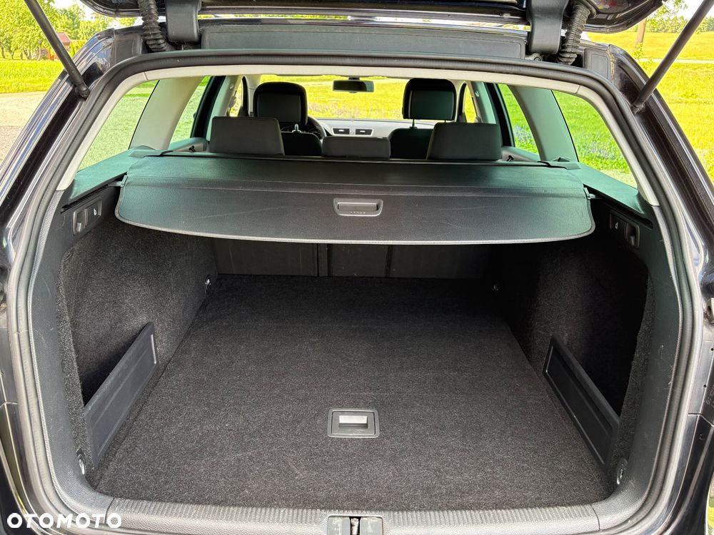 Volkswagen Passat Variant 2.0 TDI DPF DSG Comfortline - 19