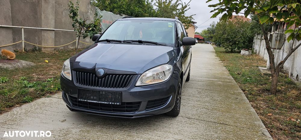 Skoda Fabia 1.2 TSI Ambiente - 2