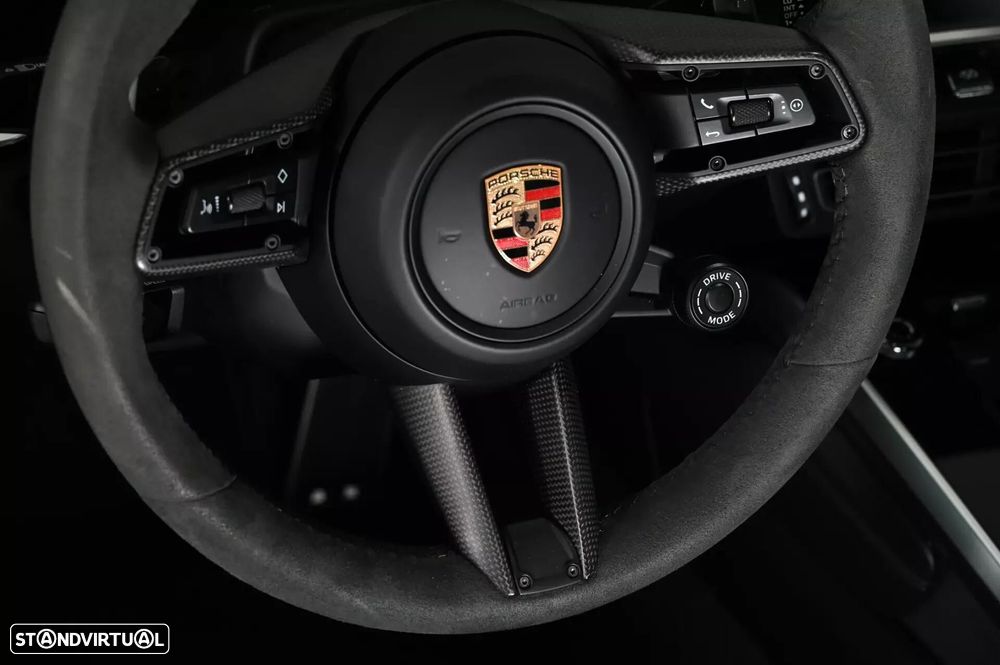Porsche 911 (992) - 23