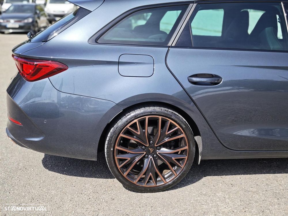 Cupra Leon ST 1.4 e-Hybrid VZ DSG - 13
