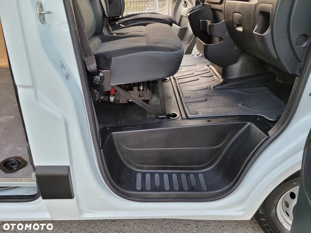 Renault Master - 29