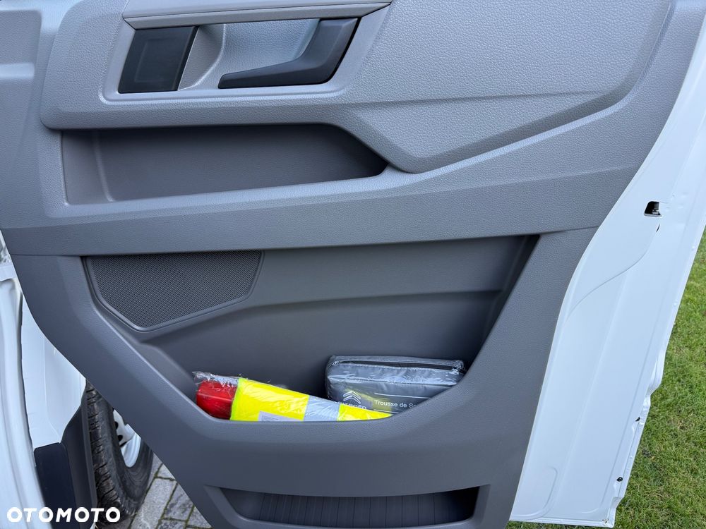 Volkswagen Crafter - 17