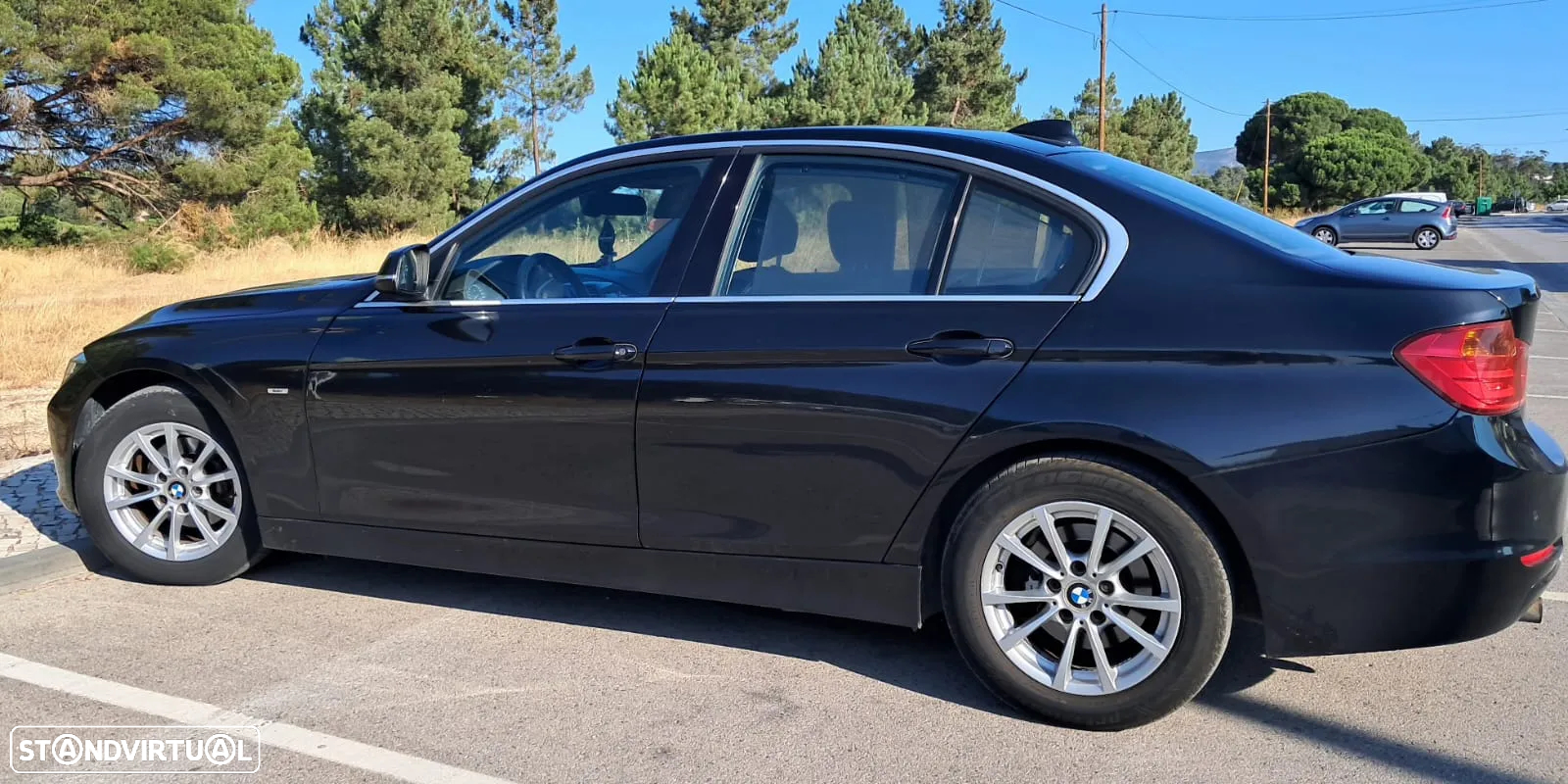 BMW 320 d Auto Line Sport - 4