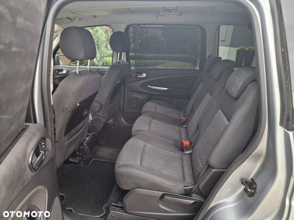 Ford Galaxy 2.0 TDCi DPF Ghia - 22