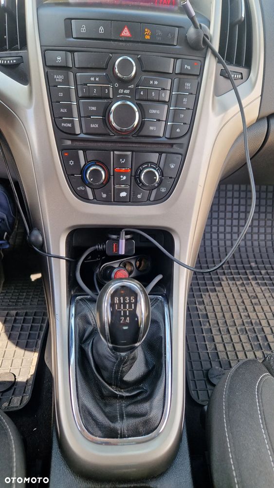 Opel Astra 1.4 Cosmo - 11