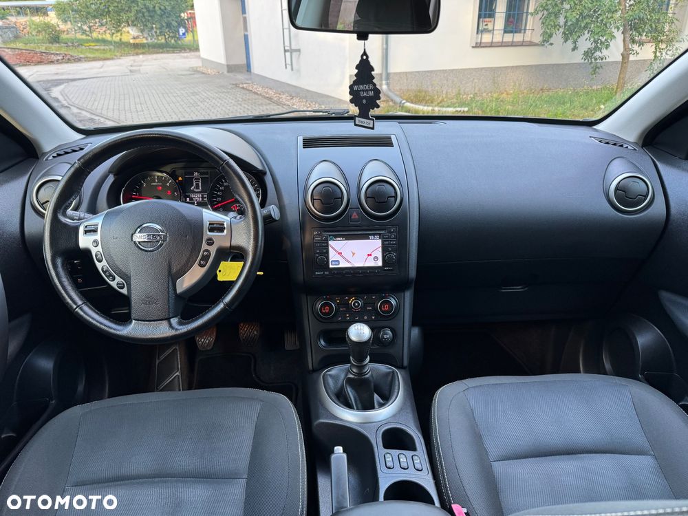 Nissan Qashqai - 12