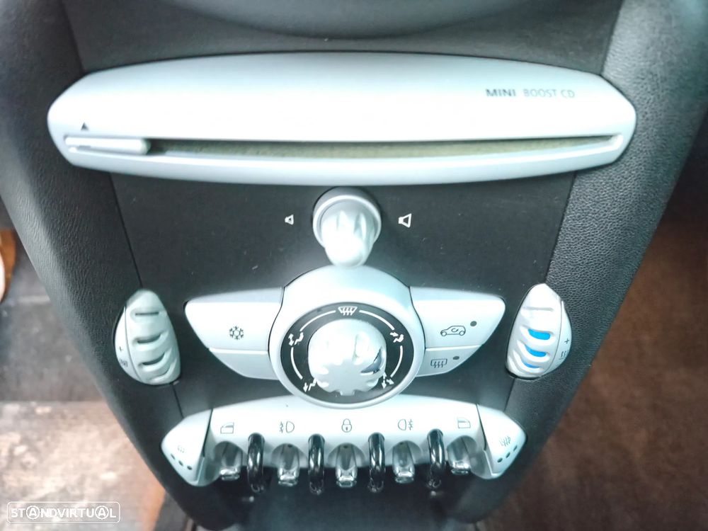 MINI 3 Portas One - 16