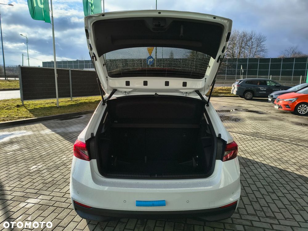 Skoda Fabia 1.0 TSI Drive DSG - 13