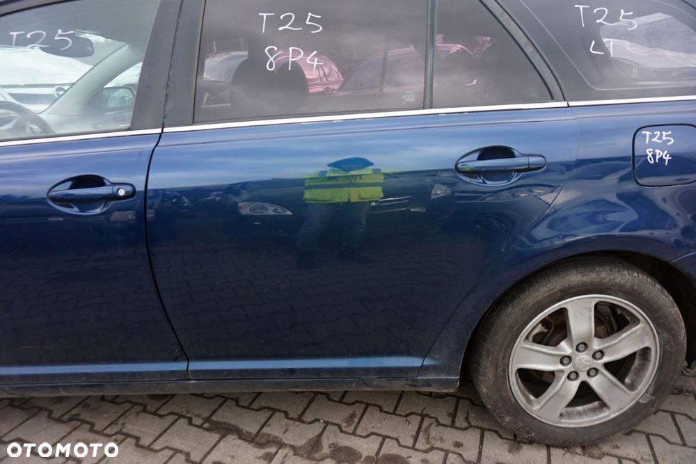 DRZWI TYLNE LEWE AVENSIS II T25 KOMBI 8P4  GRANATOWY TOYOTA 2003-2006 - 3