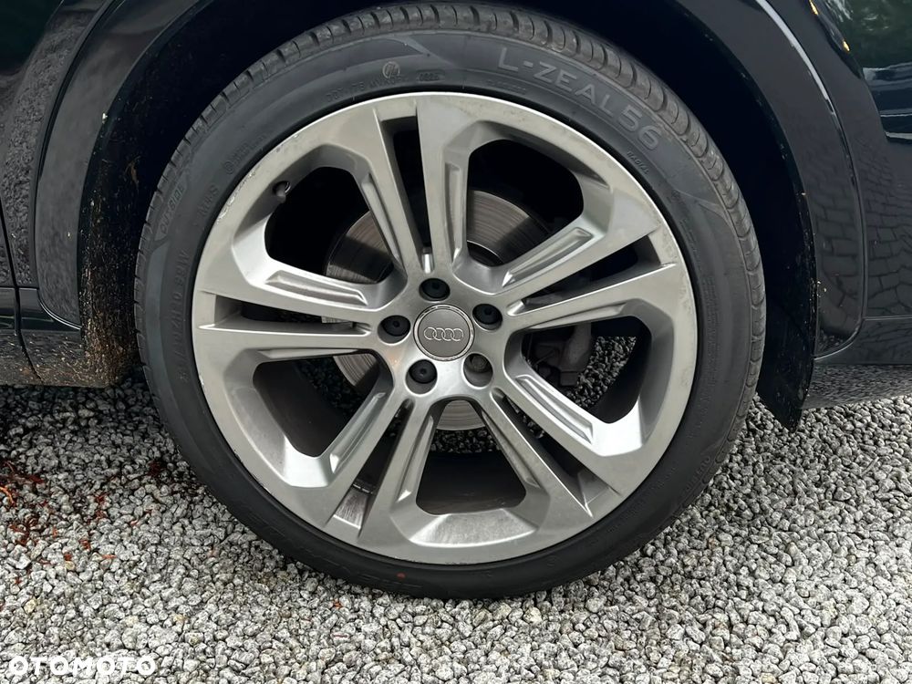 Audi Q3 1.4 TFSI Edycja Specjalna S tronic - 4
