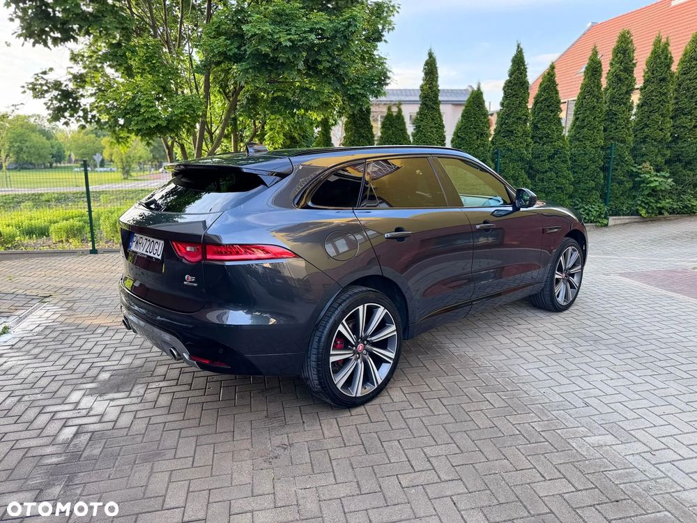 Jaguar F-Pace 30d AWD R-Sport - 6