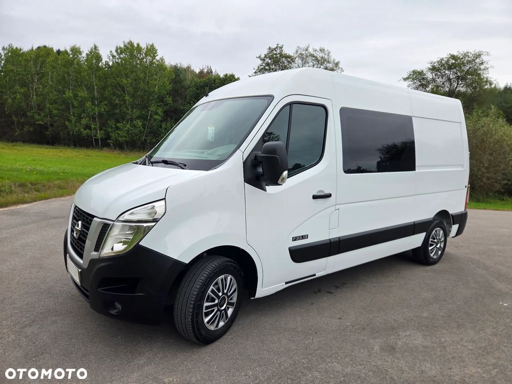 Nissan NV400 - 12