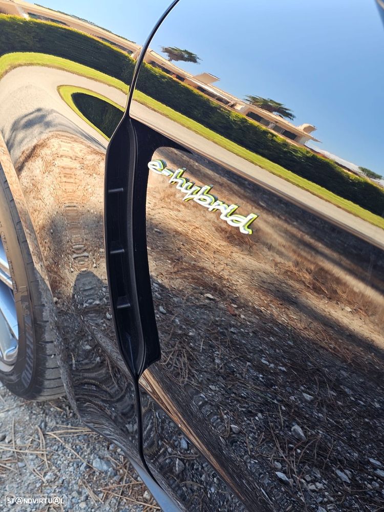 Porsche Panamera 4 E-Hybrid - 9