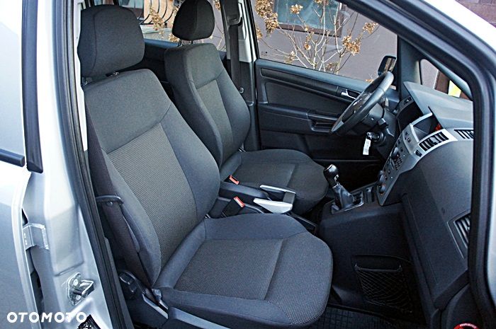 Opel Zafira 1.8 Selection - 18