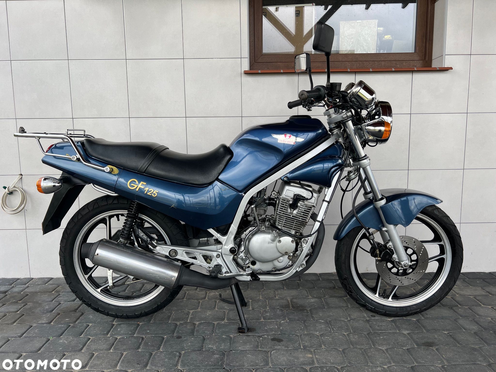 Hyosung Inny - 1