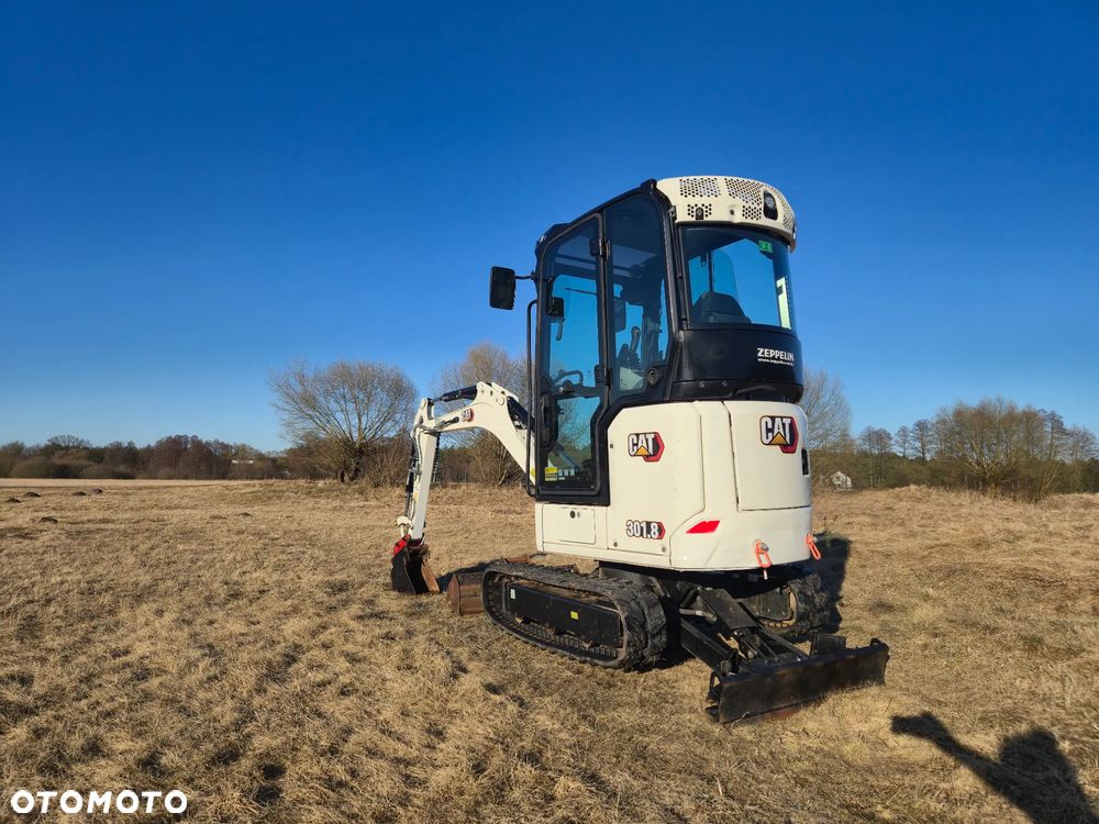 Caterpillar 301.8 - 2