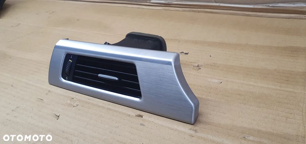 Kratka nawiewu powietrza lewa BMW 3 E90 E91 9130459 - 4