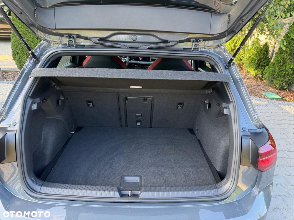 Volkswagen Golf 2.0 TSI OPF GTI - 29