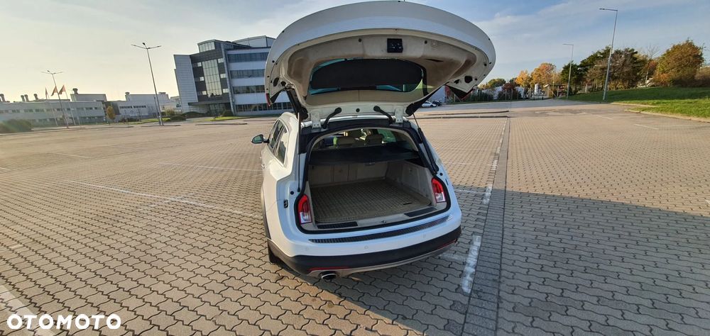 Opel Insignia 2.0 CDTI 4x4 Country Tourer - 6