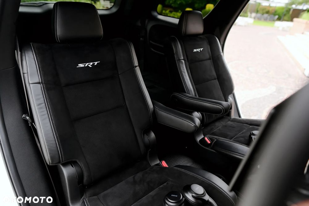 Dodge Durango 6.4 SRT - 27