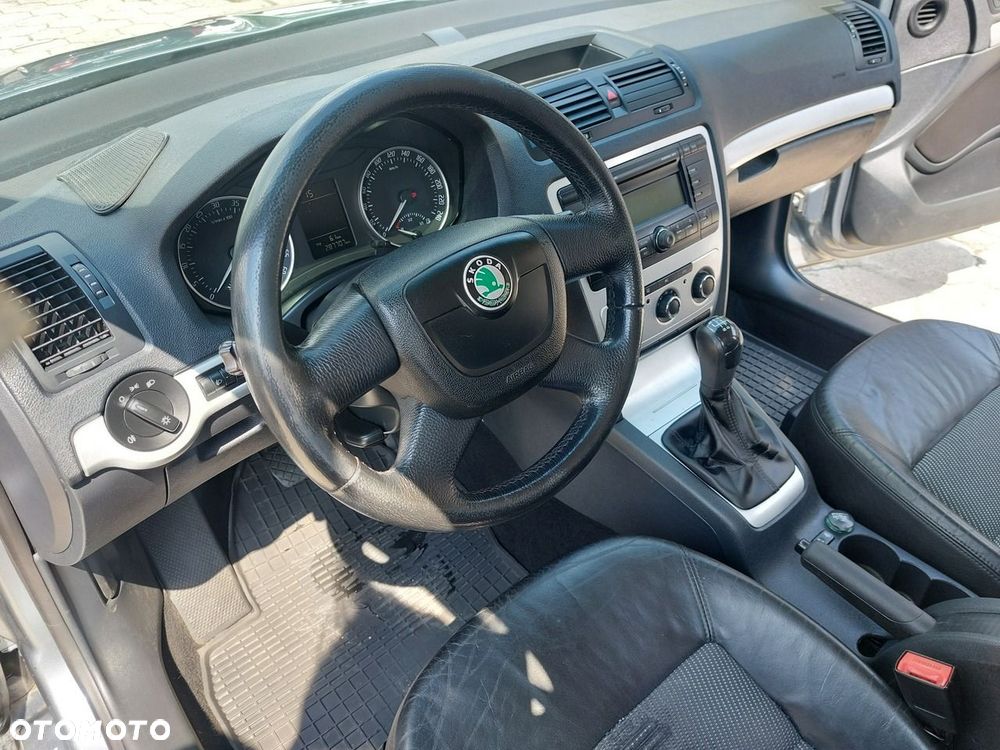 Skoda Octavia - 10