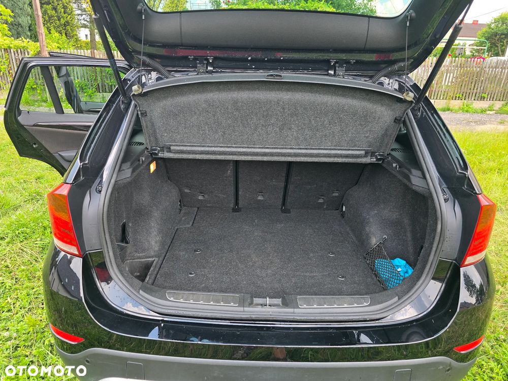 BMW X1 xDrive18d xLine - 10