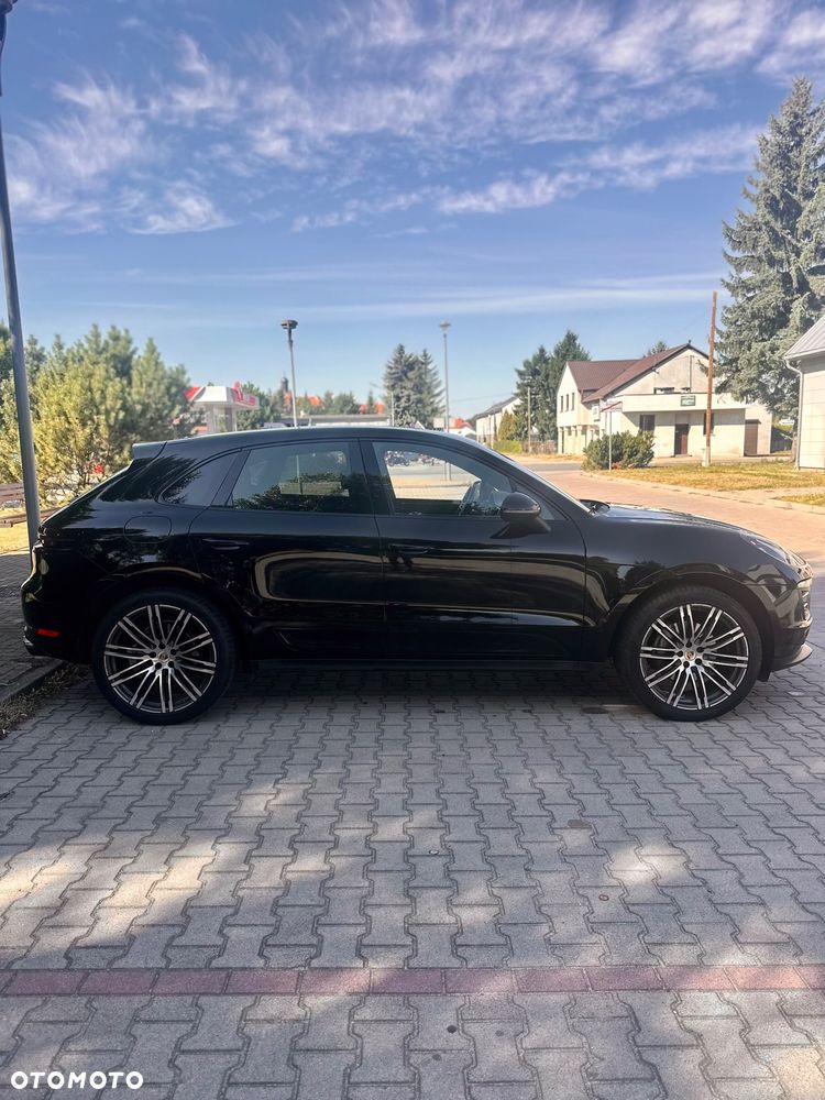 Porsche Macan Standard - 4