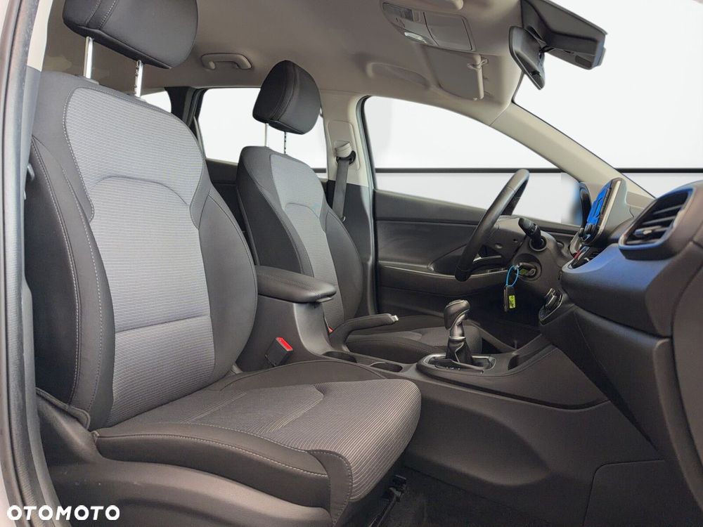 Hyundai i30 - 19