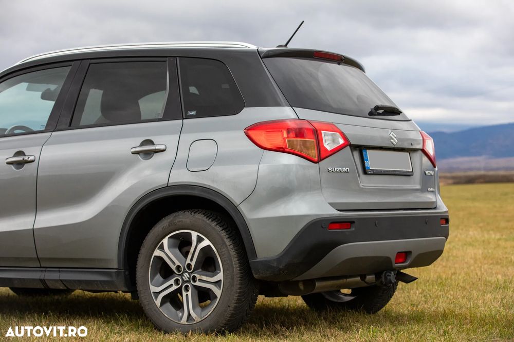 Suzuki Vitara 1.6 DDIS 4X4 Luxus - 13