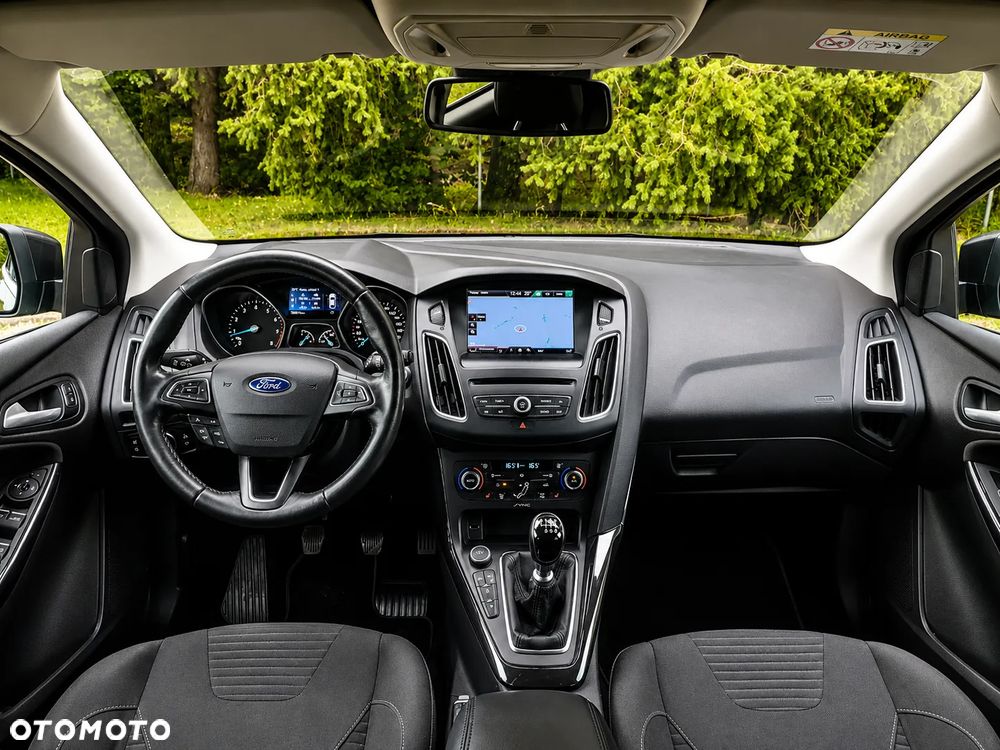Ford Focus 1.5 EcoBoost Titanium ASS - 7