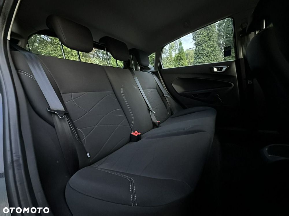 Ford Fiesta - 11