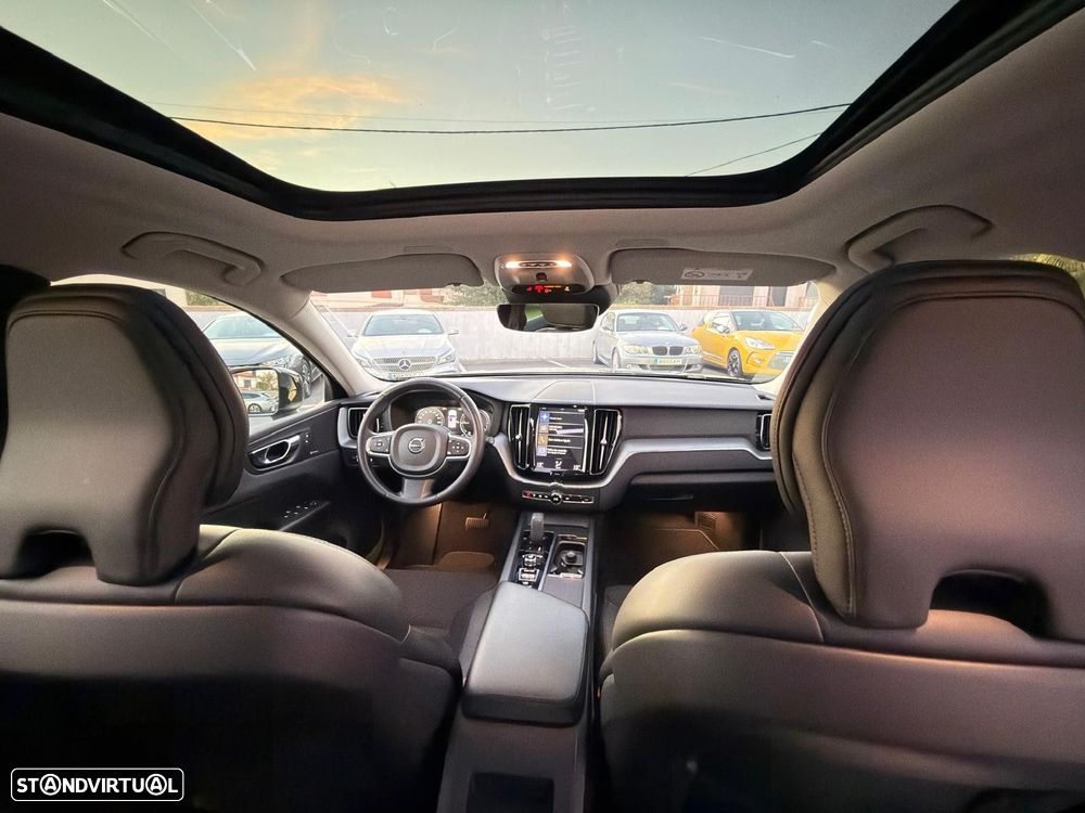 Volvo XC 60 2.0 T8 PHEV Momentum AWD - 8
