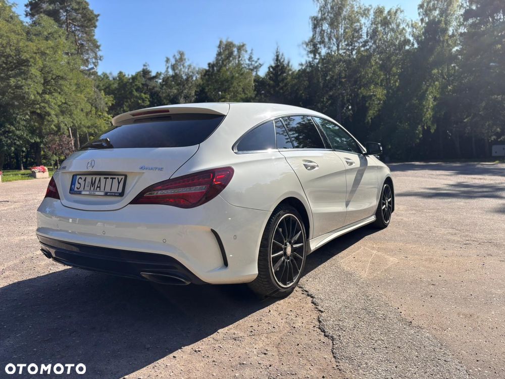 Mercedes-Benz CLA - 12