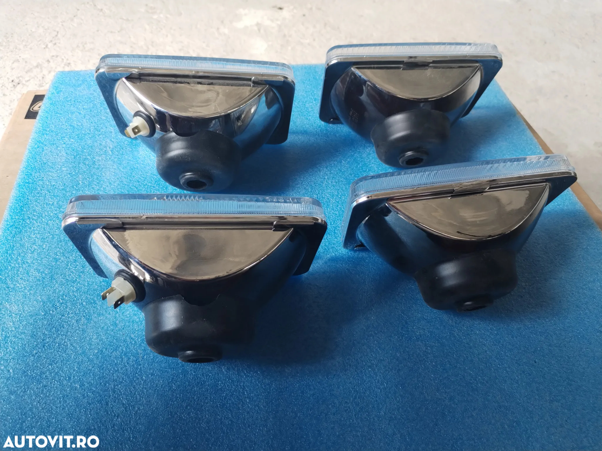 FAR NOU NISSAN ECO-T.100 L35 EBRO L35-08 L35-09 L35-085 FARURI PROIECTOARE PIESE 01500731-2  01500730-2 - 14