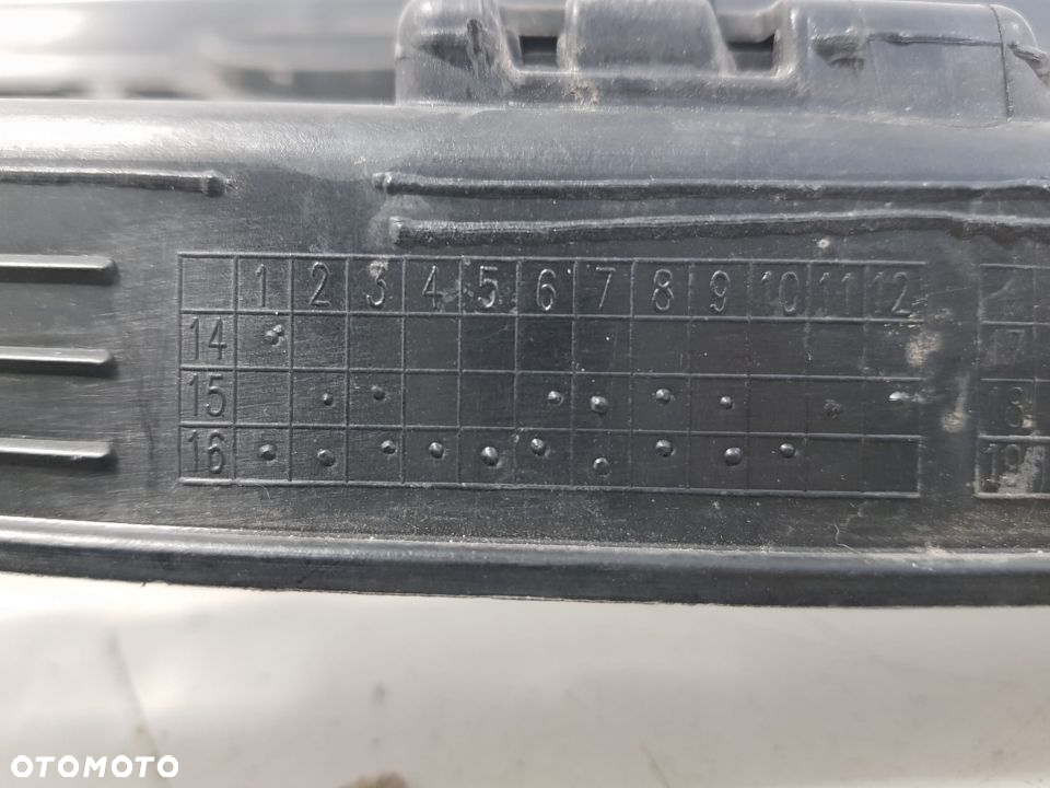 MERCEDES CLA W117 2013-2016 GRILL ATRAPA CHŁODNICY DIAMOND SREBRNY A1178880600 - 6