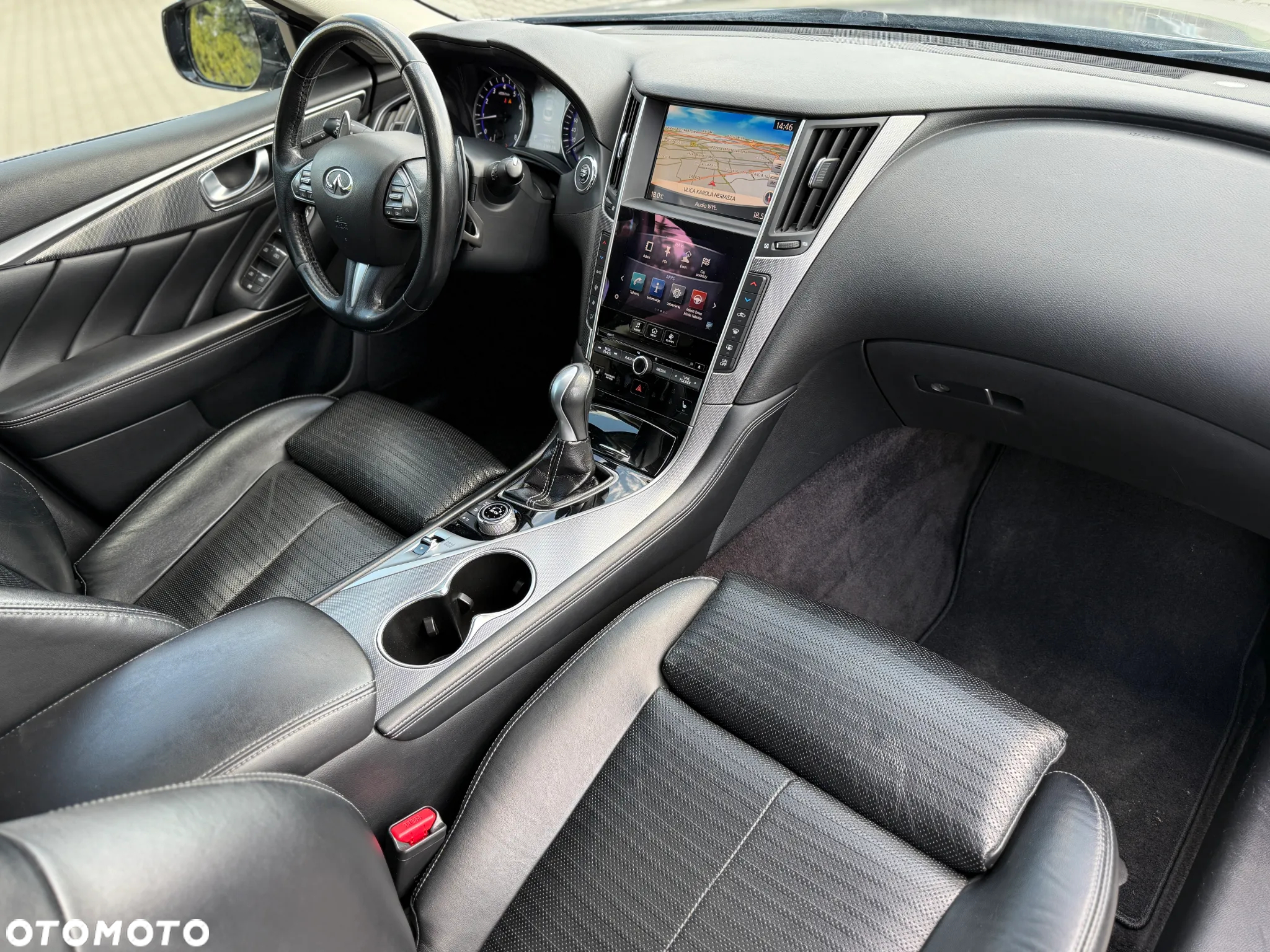Infiniti Q50 2.0t Sport Sound Studio by Bose - 21