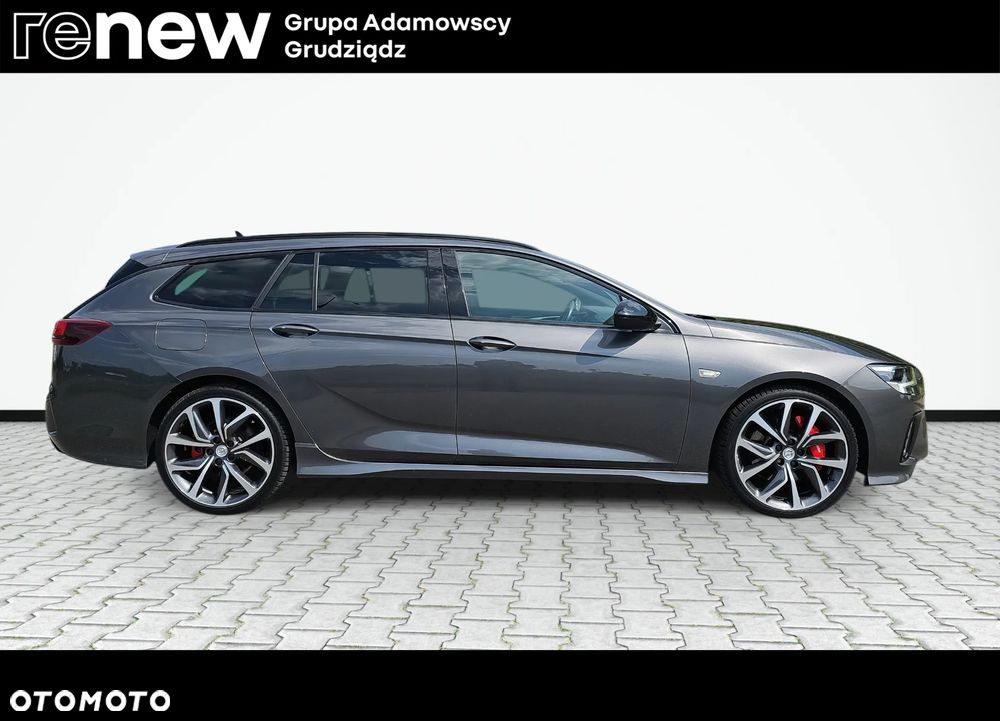 Opel Insignia 2.0 T 4x4 GSi S&S - 11