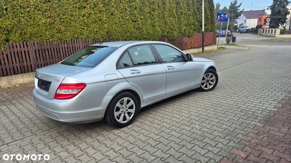 Mercedes-Benz Klasa C 220 CDI DPF Automatik - 4